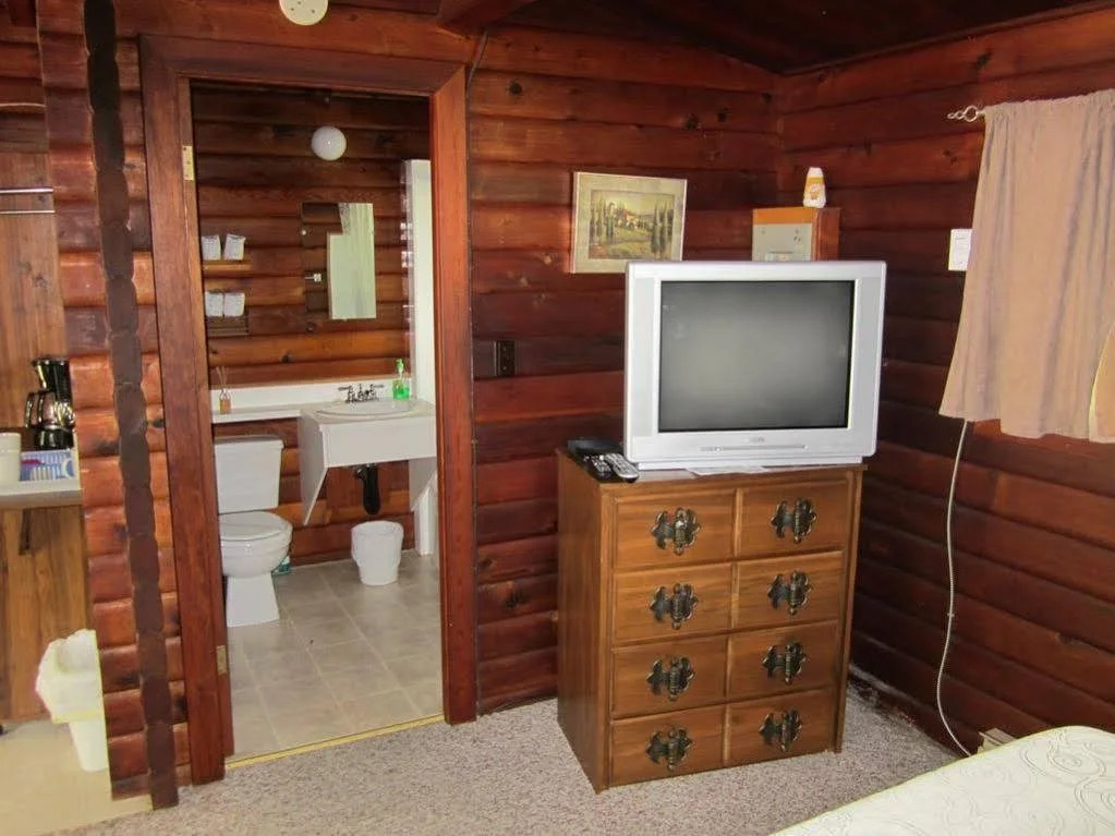 The Cedars Motel