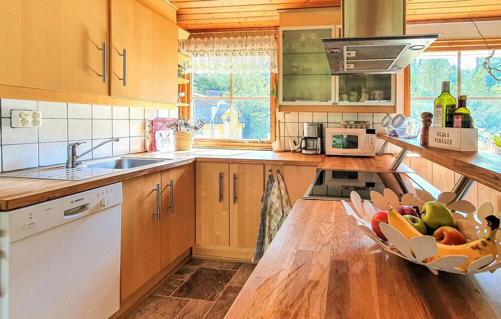 Gorgeous Home In Örkelljunga With Wifi