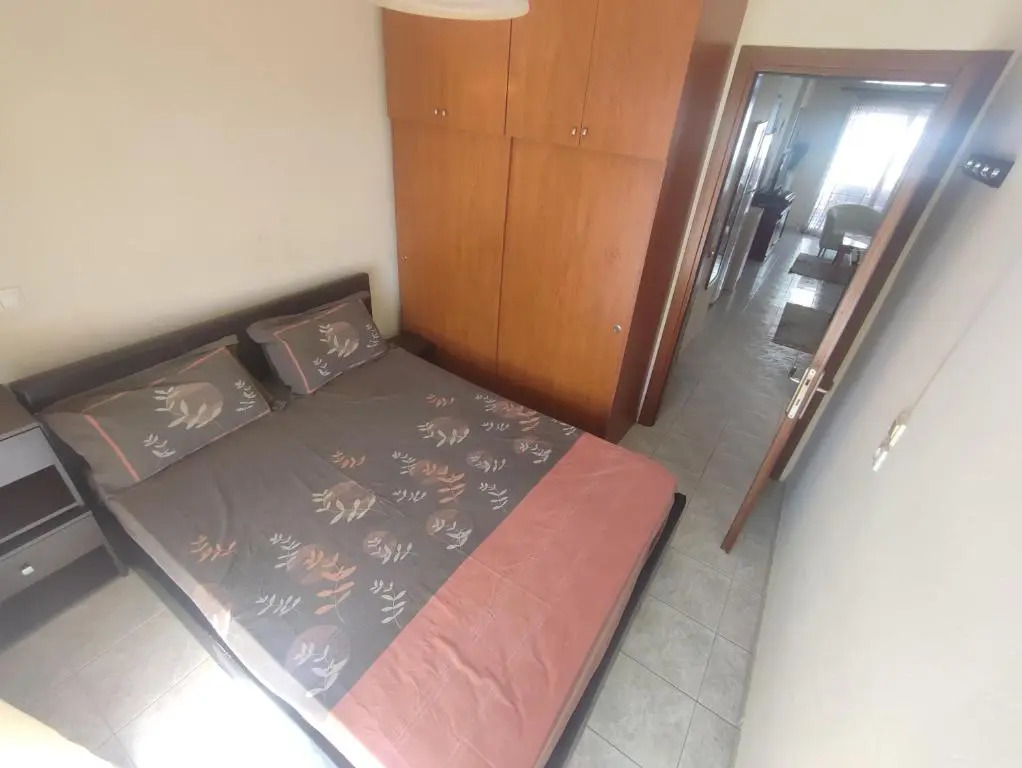 Dreamy 2 bedroom condo with free parking