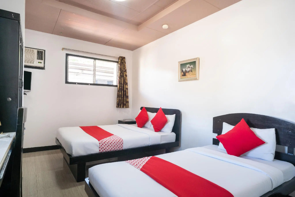 Stonewood Hotel