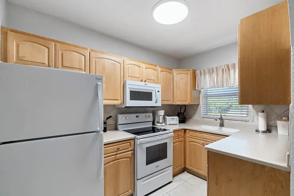 London House Seven Mile Beach Grand Cayman