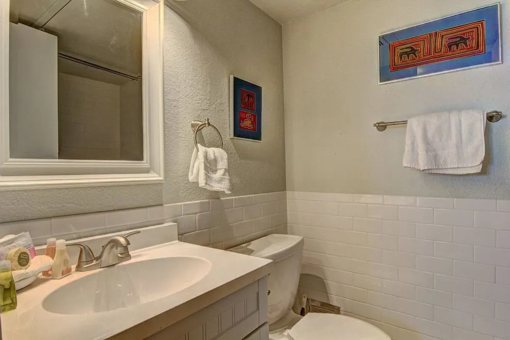 Sunrise View 303bh 2 Bedrooms 2 Bathrooms Condo