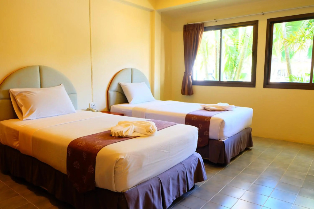 New Travel Beach Hotel & Resort