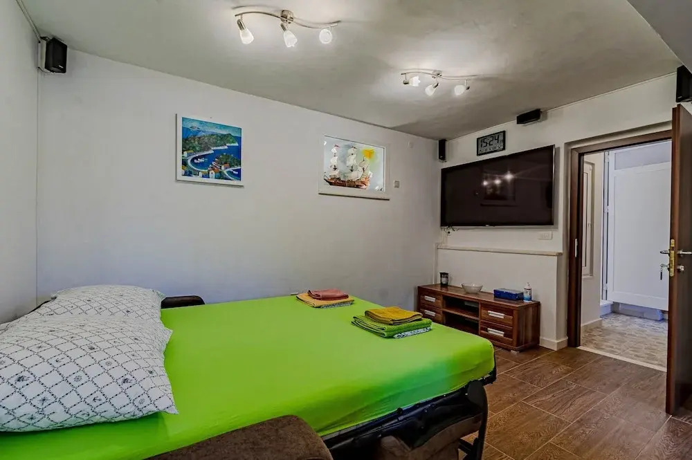 A2-apartment 50m From the Beach With the sea View