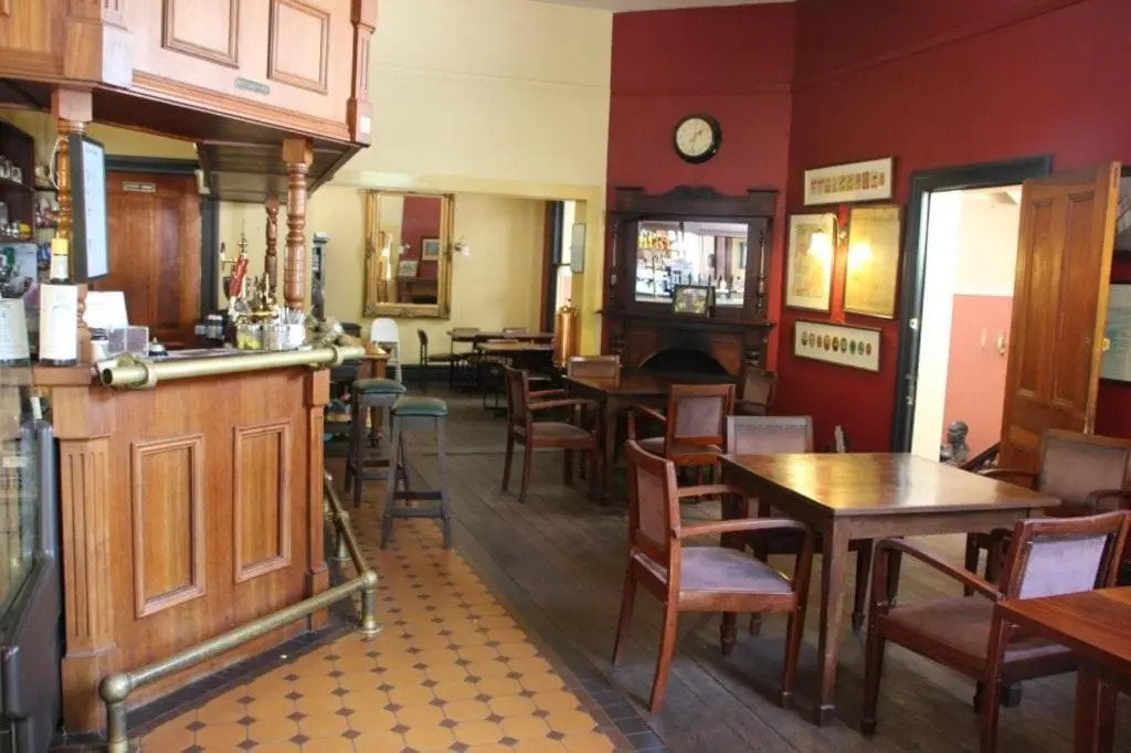 Mundaring Weir Hotel