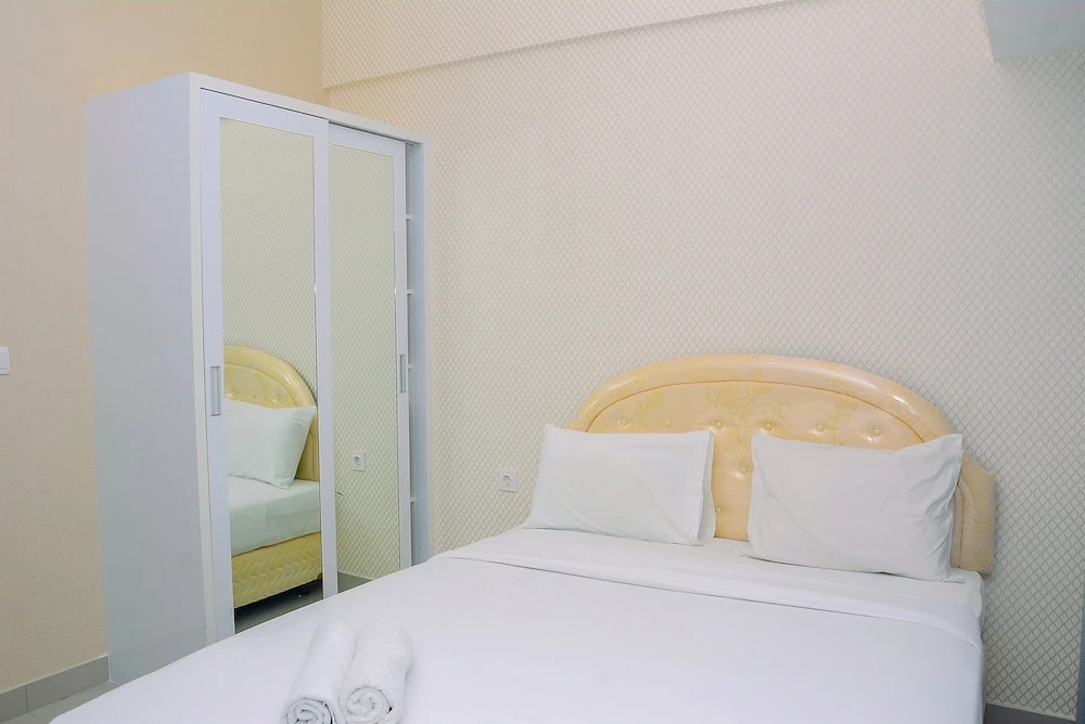 Comfy With Modern Style Springlake Summarecon Studio Apartment