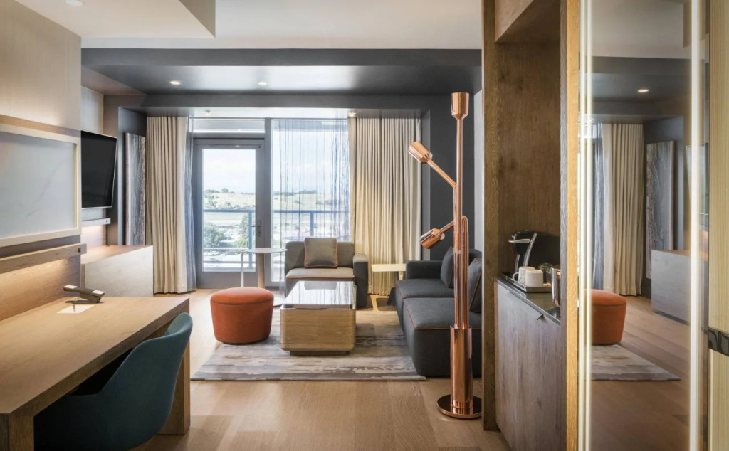 Hotel Nia, Autograph Collection