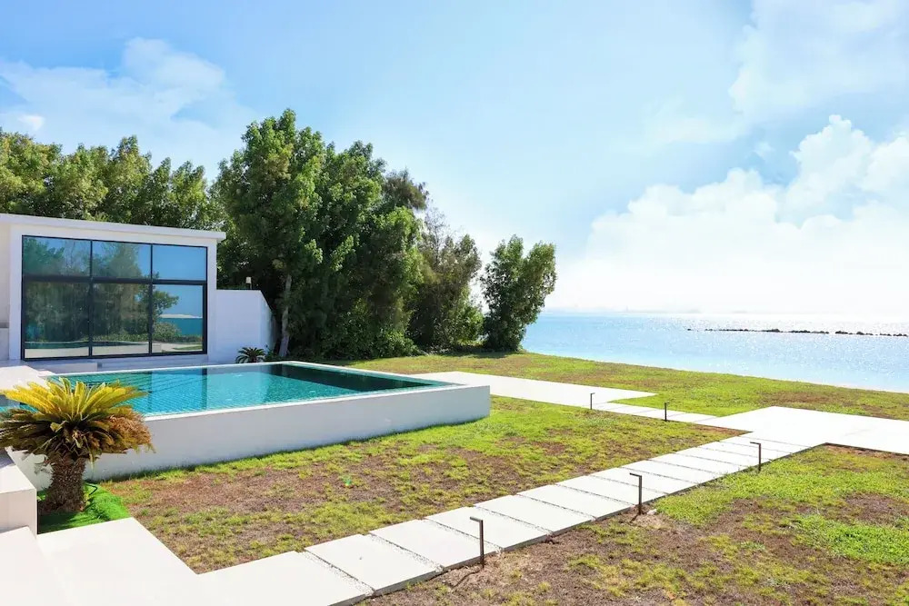 Silk Valley - Grand 6B Beachfront Villa