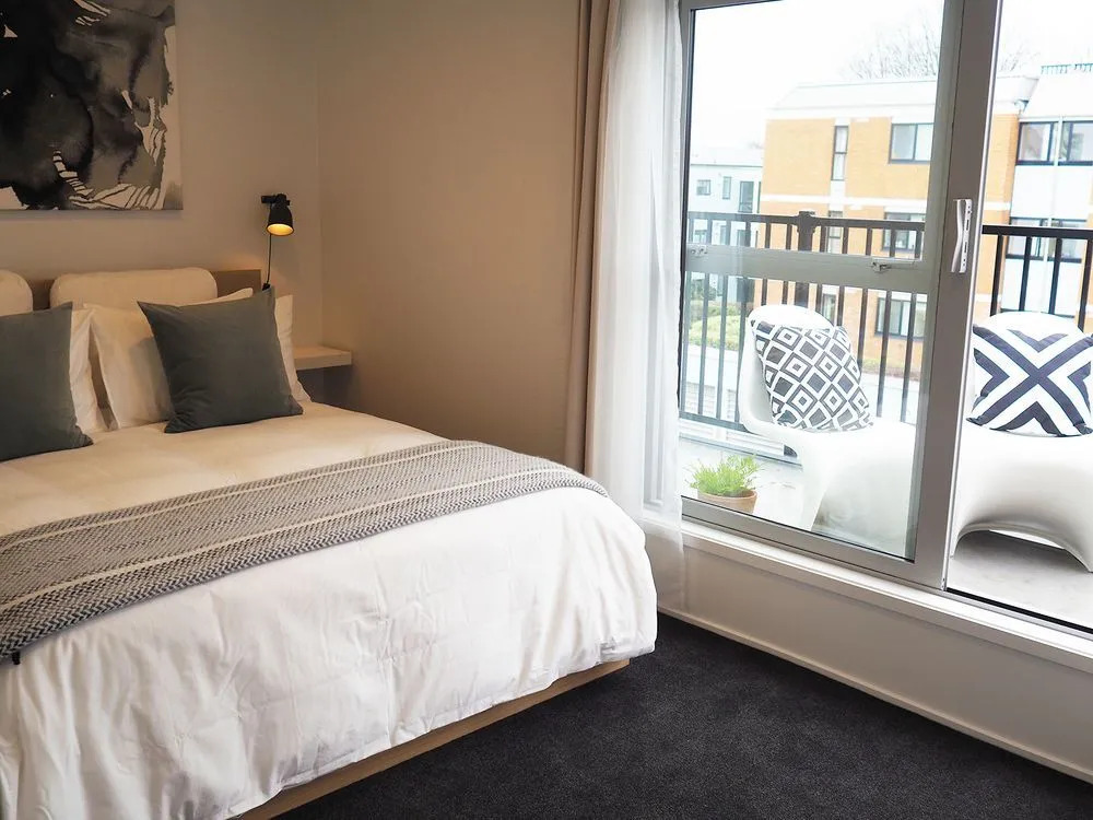 Cloud 9 - Inner City Townhouse