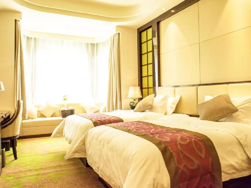 Howard Johnson Jinyi Hotel Chongqing