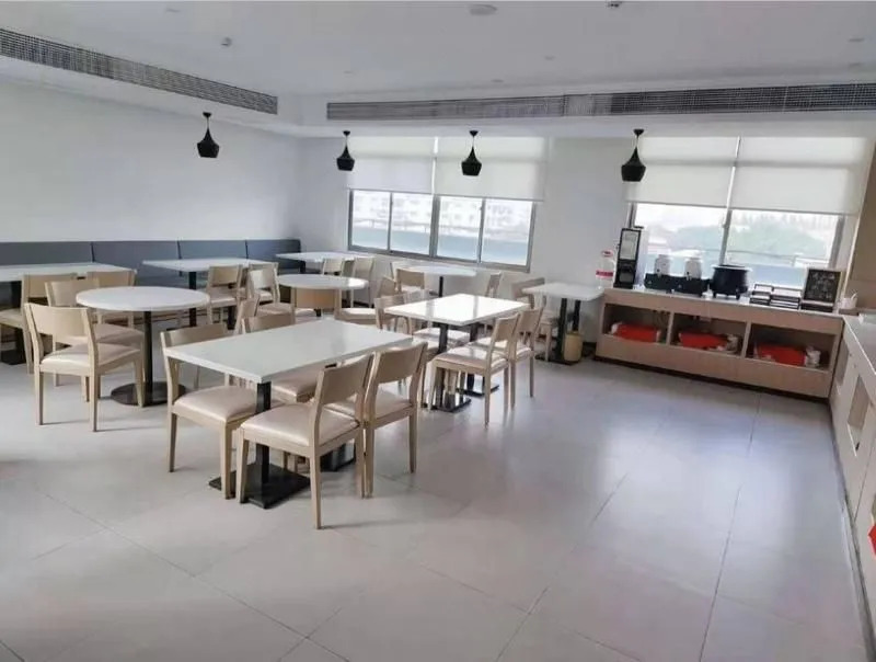 Hanting Hotel Shanghai Caolu Metro Station