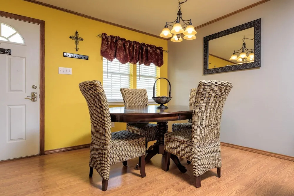 112 E Amberjack Duplex #1-2 - 6 Br apts by RedAwning