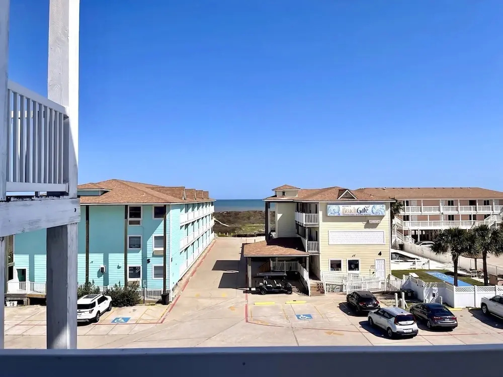 Beachgate Condo Suites And Hotel 321+322 4 Bedroom Condo
