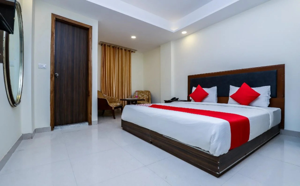 Hotel Infinity Near Delhi Airport
