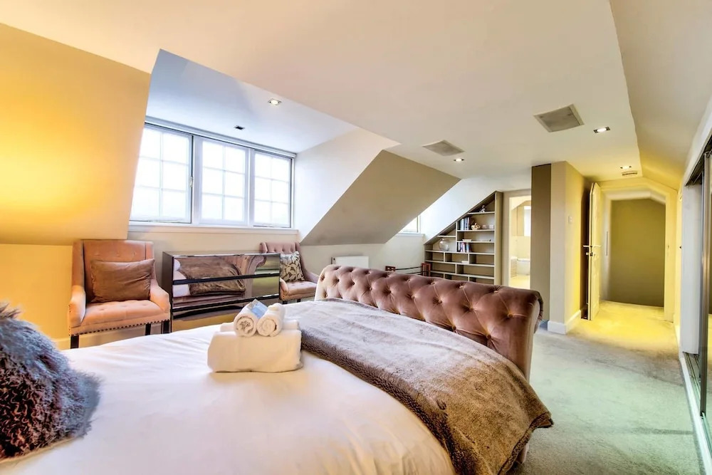 Charlotte Square City Centre Penthouse
