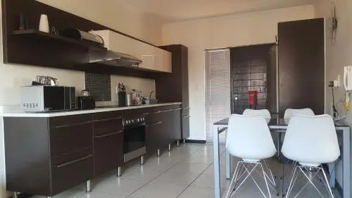 Strelitzia Apartment