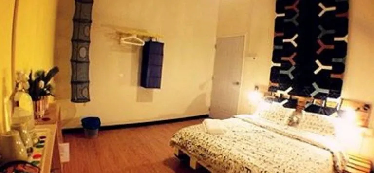 Cozen Four Season Guest House