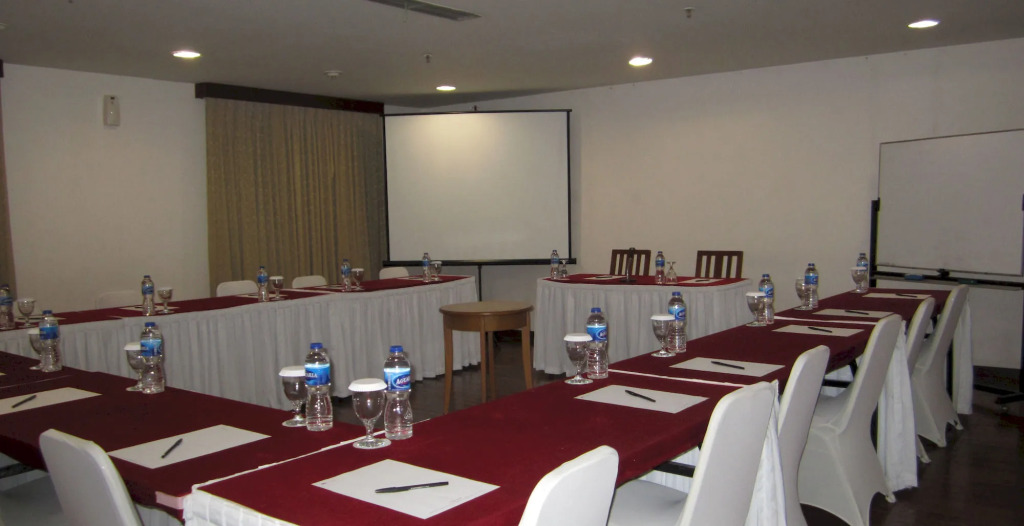 Grand Orchid Hotel