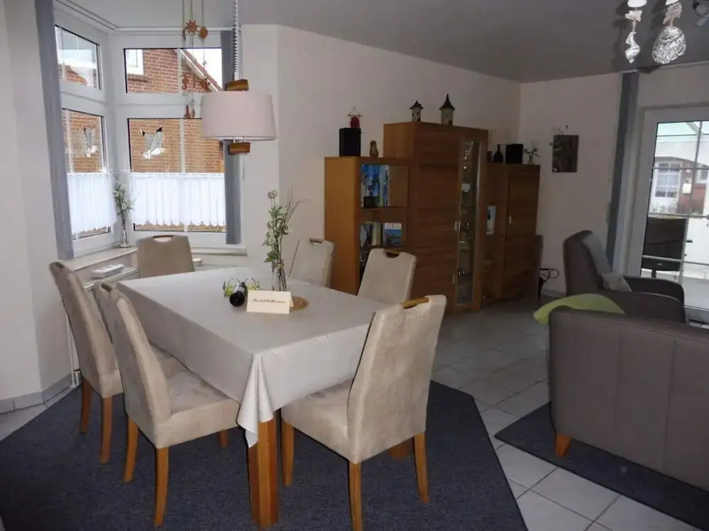 Lively Apartment in Nessmersiel