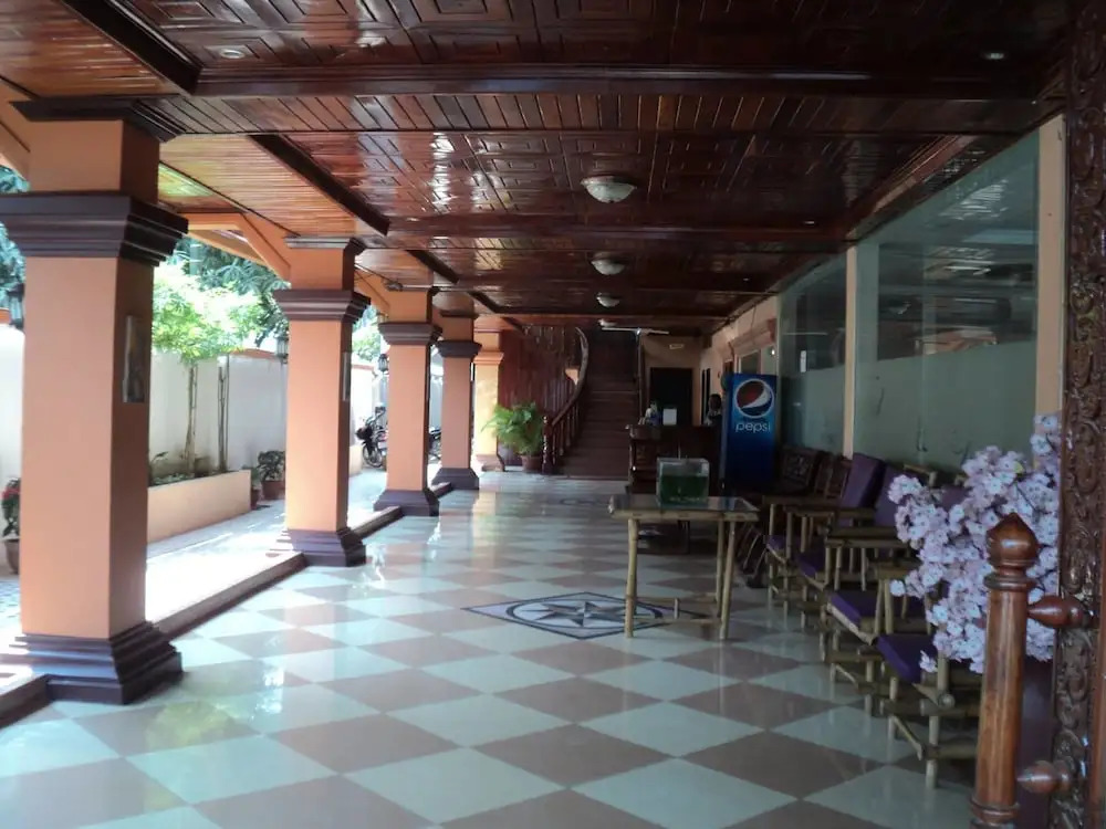 Moha Mean Hotel