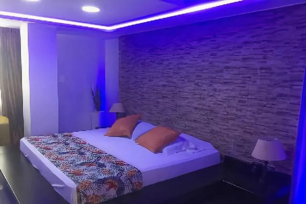 Hotel Six Avenue
