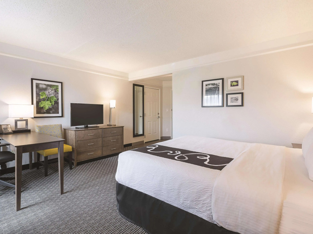 La Quinta by Wyndham Dallas Plano West