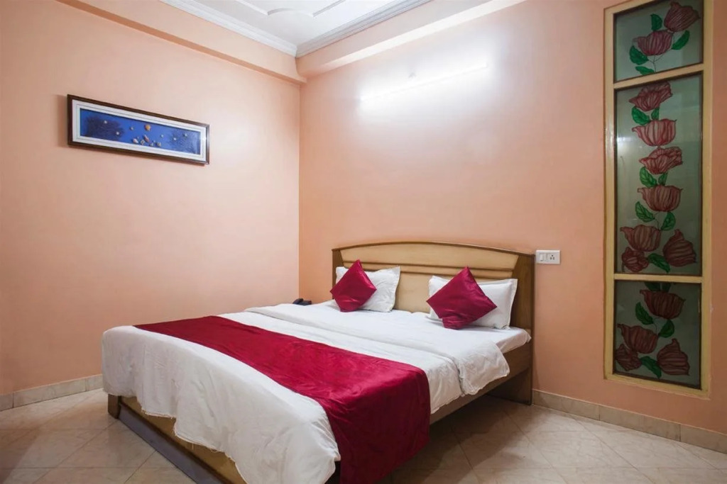 Hotel Ganga Maiya