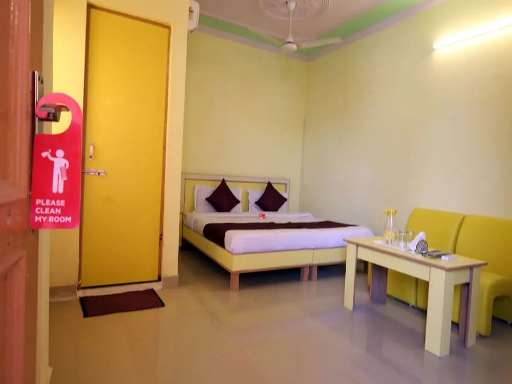 OYO 9038 Hotel Comfort