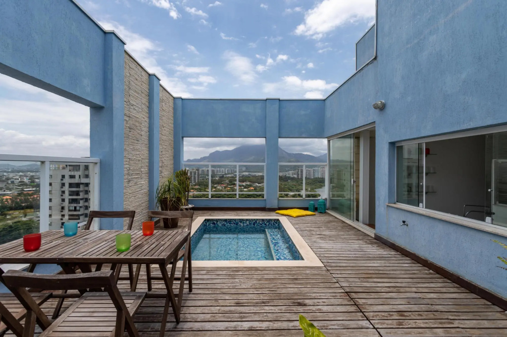 Pineapples LC2207 | Coverage in Barra da Tijuca
