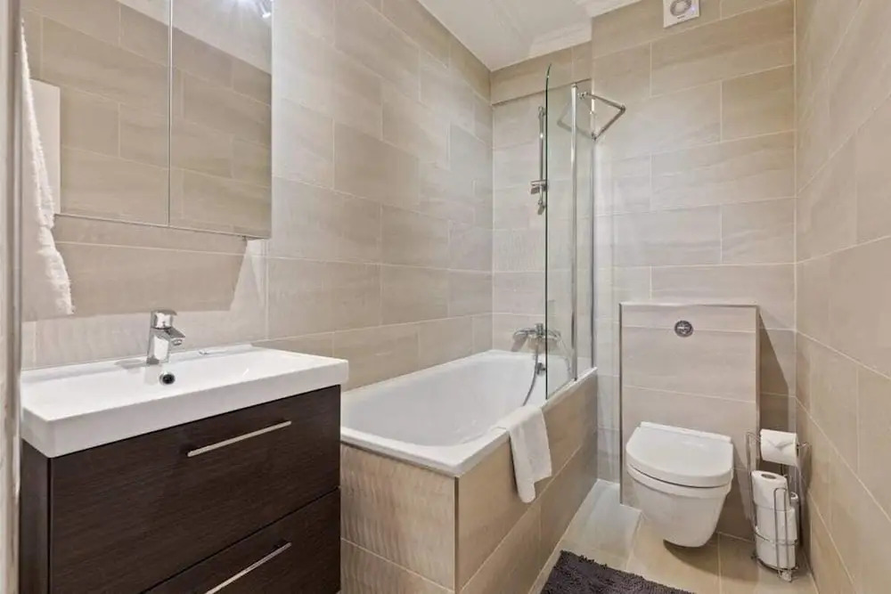 Newly Refurbished 2 Bed in Bayswater, 2min to Stn