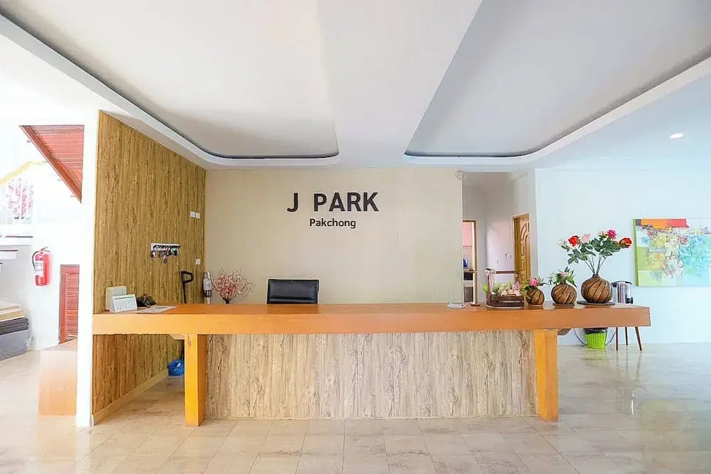 J Park Pakchong