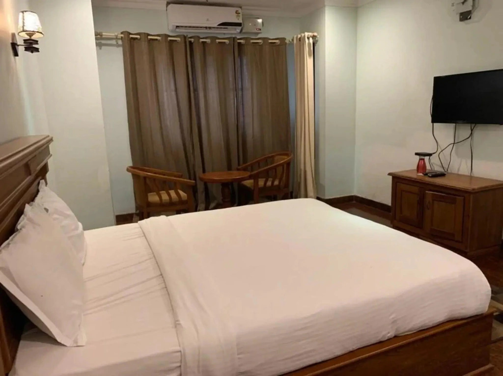 Sea breeze Beach Inn