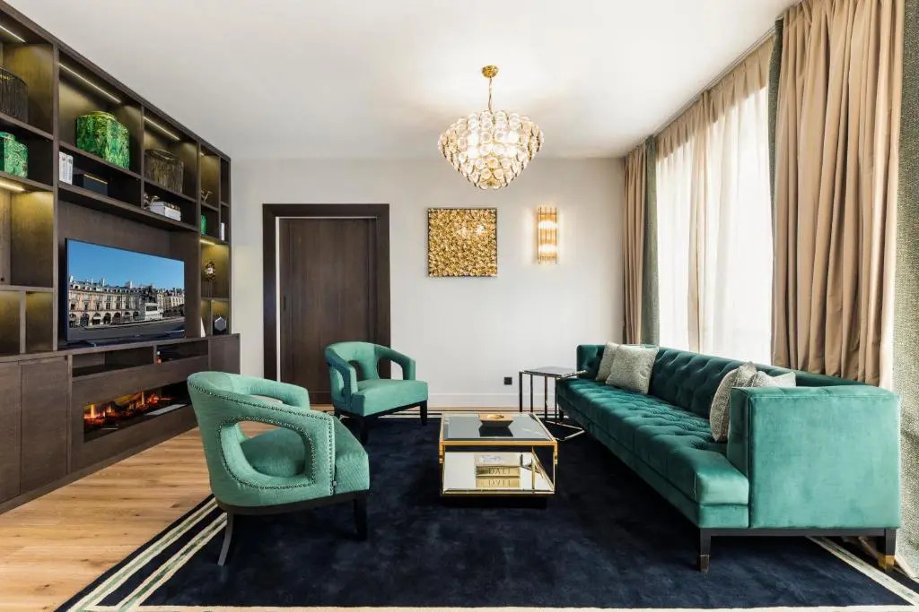 Luxury Apartment Paris Louvre II