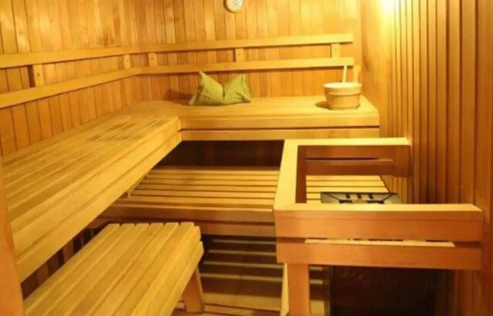 Pension am Schrotturm Bed & Breakfast