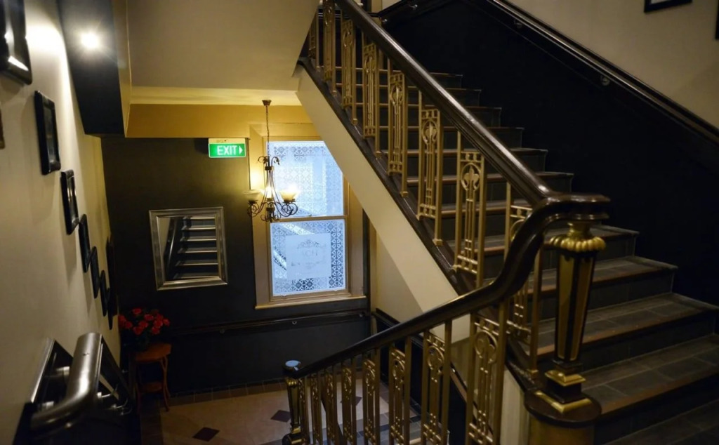 Auckland City Hotel - Hobson St