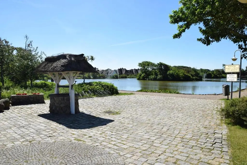 Berthin-Bleeg-Str. 1, W4, Esprit 3