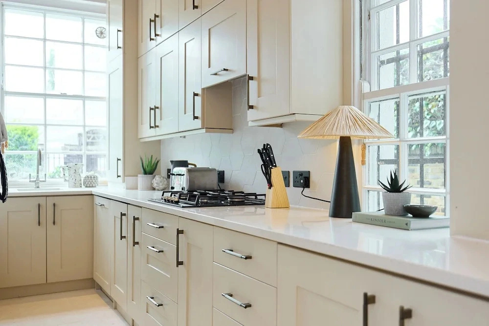The Brick & Timber Flat by Abbey Road
