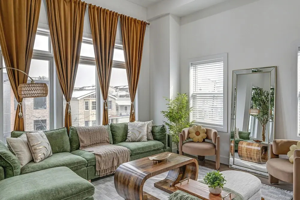 6 Mi to Manhattan: Luxe Apt w/ City Views!