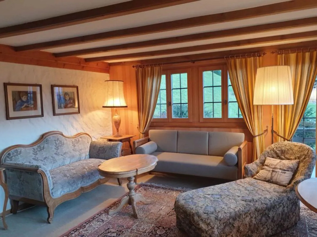 Aerneli, Chalet