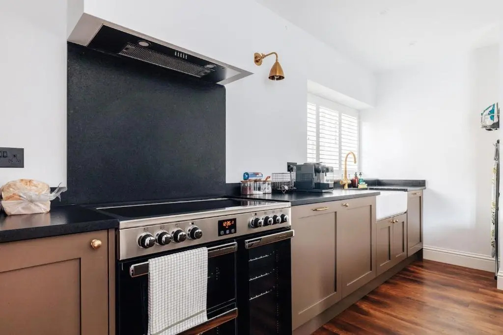Redland Suites - Apartment 1