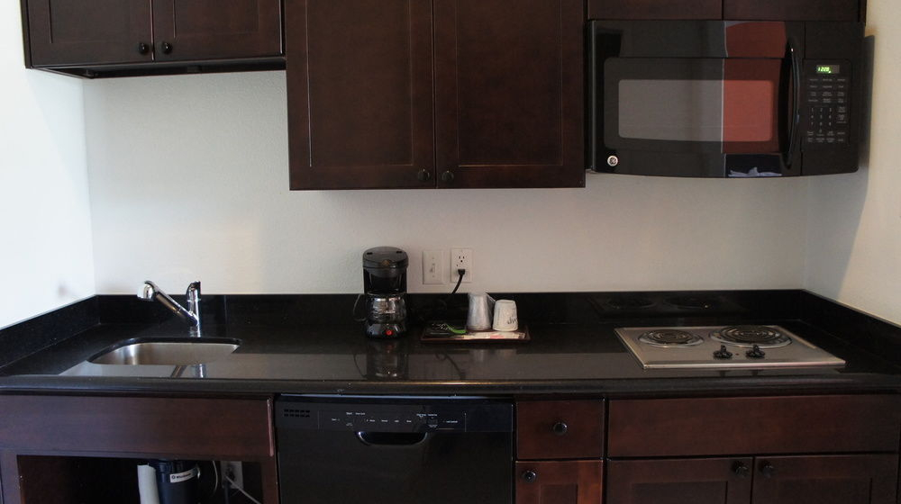 Lux Inn and Suites