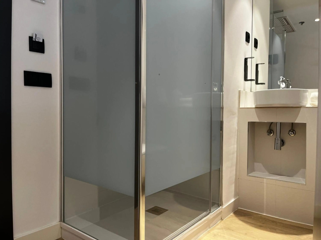 Отель Four Points Flex by Sheraton Madrid Atocha