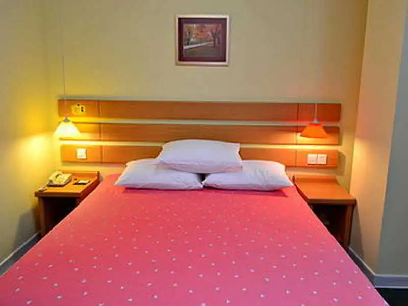 Home Inn Wenyuan Road - Xiamen