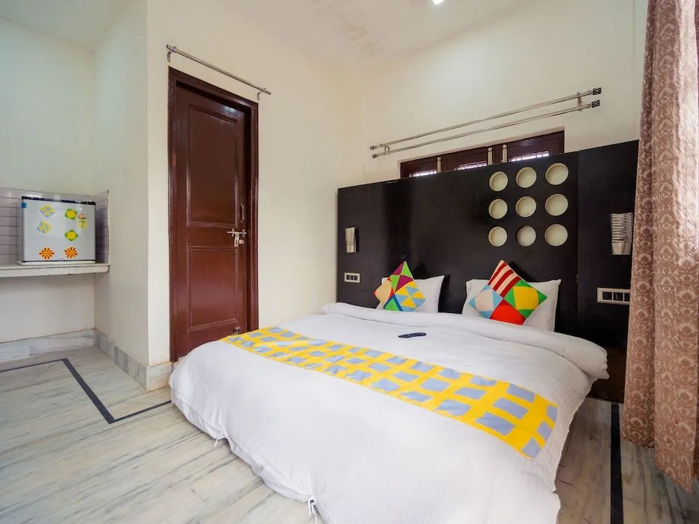 OYO 14191 Home Studio Valley View Barlow Ganj