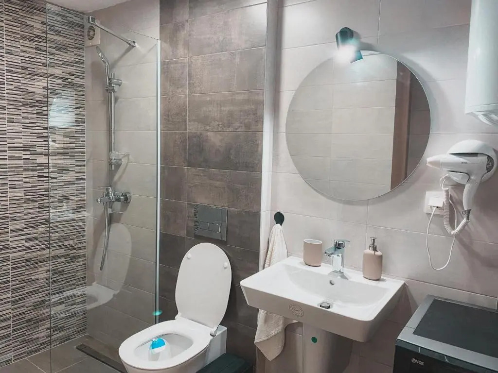 Modern and Luxury Apartment 17