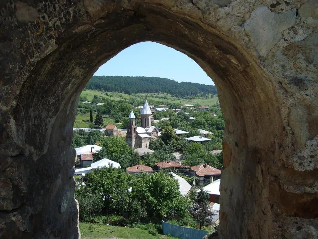 Resort Hotel BIJNISI