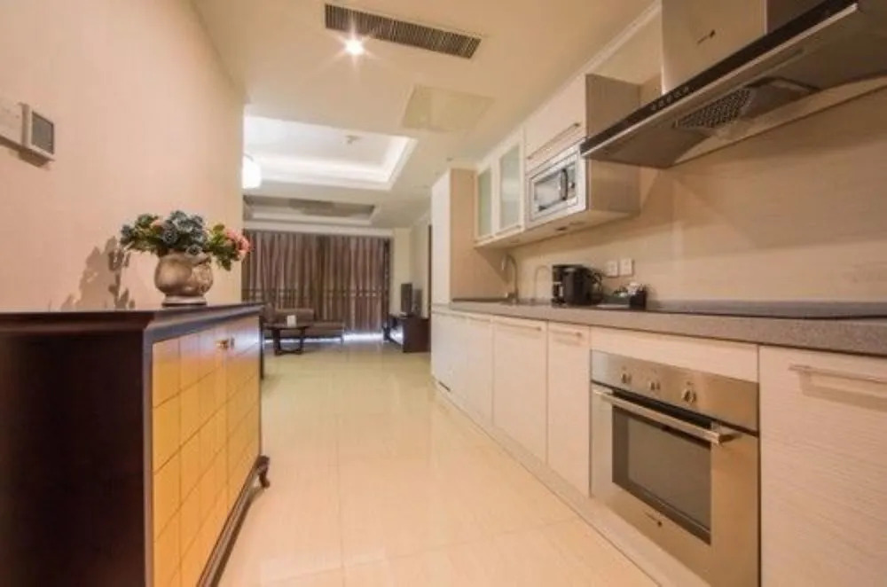 Qingdao Center Hotel and Apartment