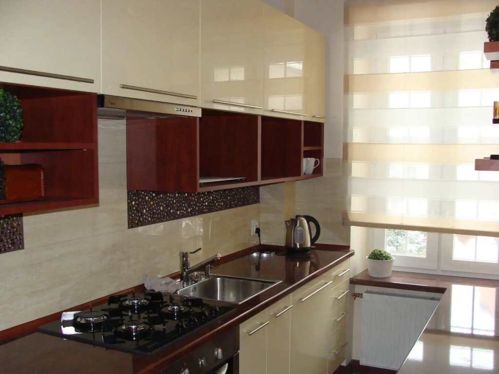 IRS ROYAL APARTMENTS - IRS Old Town