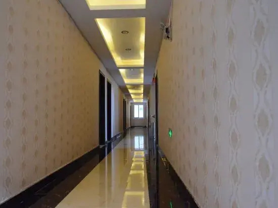 Bipeng Holiday Hotel
