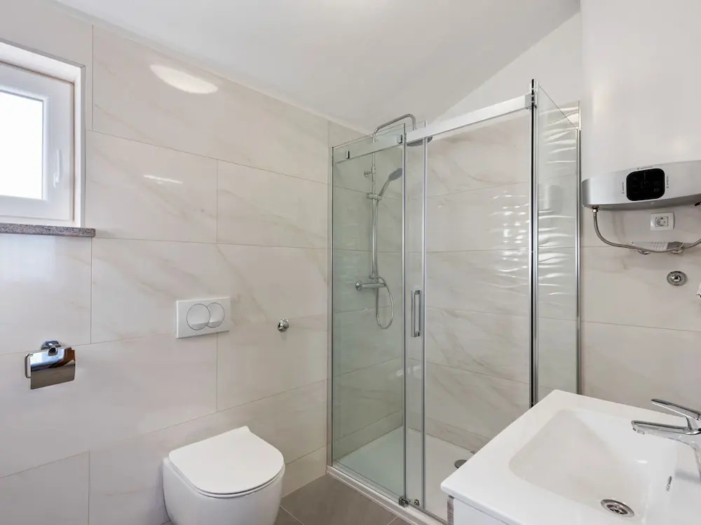 Bright Holiday Home in Jasenice With Beach Nearby